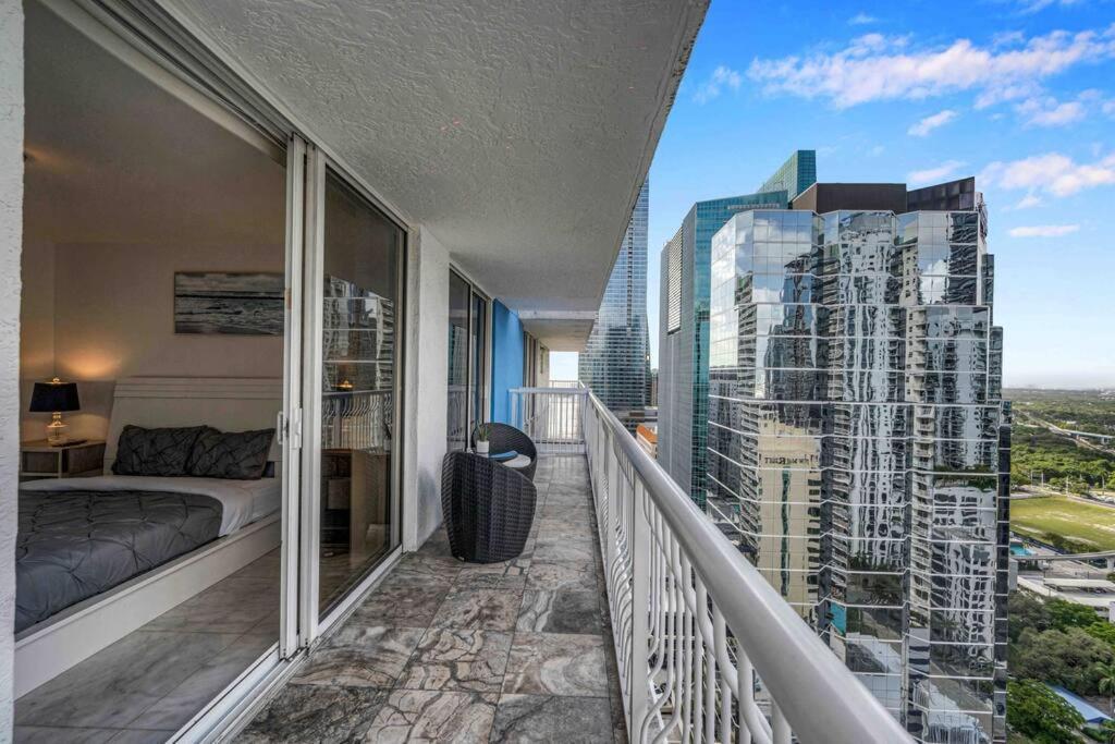 Iconic High Floor 3 Bedrooms In The Heart Of Miami Dış mekan fotoğraf