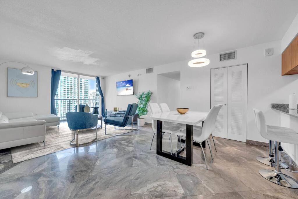 Iconic High Floor 3 Bedrooms In The Heart Of Miami Dış mekan fotoğraf