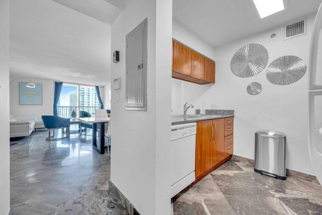 Iconic High Floor 3 Bedrooms In The Heart Of Miami Dış mekan fotoğraf