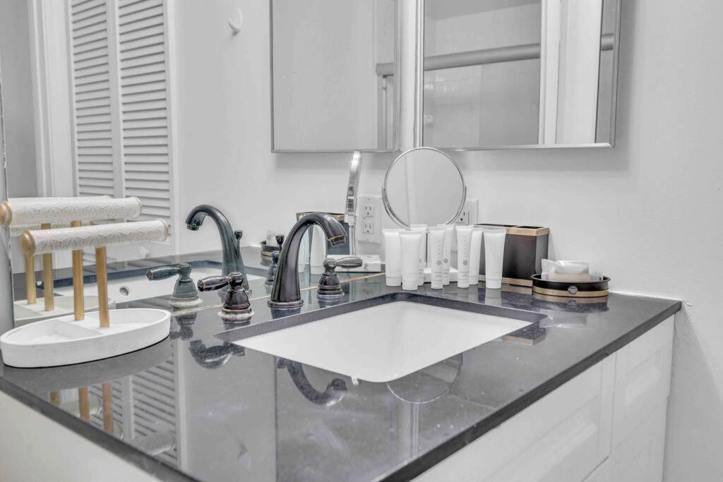 Iconic High Floor 3 Bedrooms In The Heart Of Miami Dış mekan fotoğraf